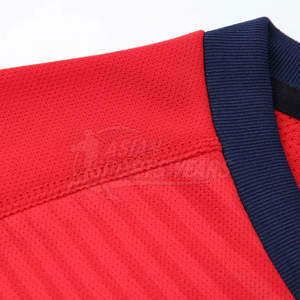 Uniformes de Fútbol para Adultos con Diseños Modernos, Transpirables, Hechos en Pakistán, Color Sólido, Servicio OEM, Colores y Logotipo Personalizables - Product Image 4