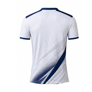 Uniforme de Fútbol Profesional, Jersey y Pantalones Cortos de Corte Moderno, Tela de Poliéster Ligera, Transpirable y Resistente para Entrenamientos, Partidos y Uso Diario - Product Image 6