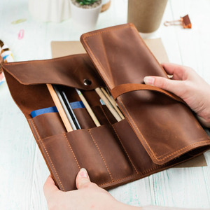 Rouleau à outils en cuir de qualité supérieure pour artistes, porte-crayons portable, organisateur de rangement pour dessin, conception personnalisée, vente en gros OEM, prix d'usine - Product Image 3