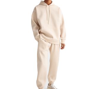 Conjunto de ropa de entrenamiento para hombre, chándal deportivo personalizado con diseño y logotipo - Product Image 1