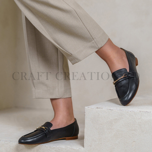 Mocassins en cuir noir OEM pour femmes, bout rond, à enfiler, avec détail mors de cheval classique, semelle plate, confortables, décontractés, pour le bureau, toutes saisons - Product Image 5