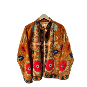 Veste en velours marron Suzani, veste à broderies florales avec doublure en coton cousue à la main, deux poches latérales, veste bohème chic - Product Image 1