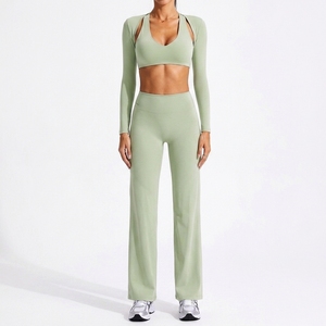 Wholesale Women's Slim Fit 3-Piece Yoga Set Crew Neck Backless High Waist Spandex/Nylon Quick Dry Custom Front Logo Position OEM - Product Image 2