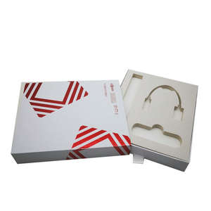 Caja de Almacenamiento Blanca Minimalista Personalizada, Estuche de Carga para Teléfono y Auriculares Inalámbricos con Forro de Espuma - Product Image 4