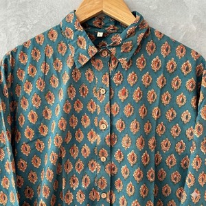 Camisa de Mujer con Estampado Floral, Botones, Manga Larga, Cuello Clásico, Corte Regular, Blusa de Viscosa y Algodón - Product Image 3