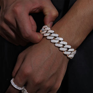 สร้อยข้อมือทองคำแท้ 18K ประดับเพชรทรงกลมเจียระไนแบบเหลี่ยม สำหรับผู้ชาย สไตล์ฮิปฮอป เหมาะสำหรับใส่ทุกวัน - Product Image 2
