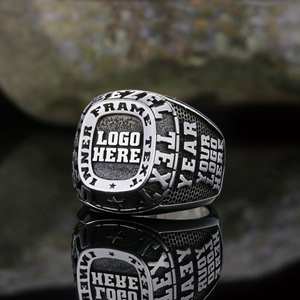 แหวนสั่งทำ BOJ รุ่น 004 สลักชื่อและโลโก้ตามต้องการ แหวนเงินแท้ 925 ชุบทอง ดีไซน์ทำมือ ราคาพิเศษ - Product Image 4