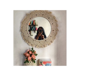 Miroir au design élégant, style bohème, franges en macramé, décoration murale ronde, décoration artistique pour les maisons, les hôtels, les maisons d'hôtes, les stations balnéaires, etc. - Product Image 3