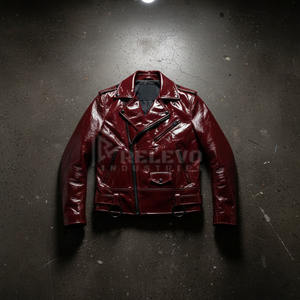 Nouvelle veste de moto pour homme en cuir verni rouge cerise brillant avec col montant et logo frontal, style streetwear hivernal, veste de motard - Product Image 4