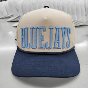 Fabriqué en usine au Vietnam, casquette de baseball structurée à 5 panneaux bicolore avec logo brodé 3D personnalisé et corde, style sportif quotidien - Product Image 1