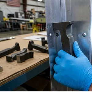 แท่งตอกน็อตลมแบบกำหนดเอง OEM ทังสเตนสำหรับงานหนัก รุ่น Alva Engineers 08-1110T Karnataka Solid Aircraft Riveting รับประกัน 6 เดือน - Product Image 1