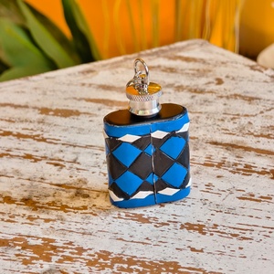 Venus Leathers Were <b>Hot</b> Selling Luxury Mini Black Checkered Genuine Leather Waterproof Strong Lightweight Hip <b>Flasks</b> Pocket - Product Image 2