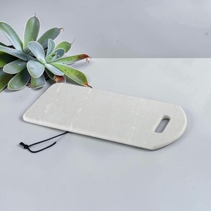 Tabla de Cortar Rectangular de Mármol Ecológica Unicorn Handicrafts de 2.0 cm de Grosor con Asa, Color Gris Claro, para Cocina - Product Image 2