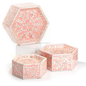 Artesanía de lujo Hermosas cajas de madera cuadradas hechas a mano con diseño de flor de perla madre Material acrílico Uso en el hogar Diferentes diseños - Product Image 6