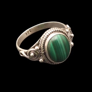 Natural Green Malachite Oval Silver Plated <b>Statement</b> <b>Ring</b> Handmade Gemstone Jewelry Wholesale - Product Image 3