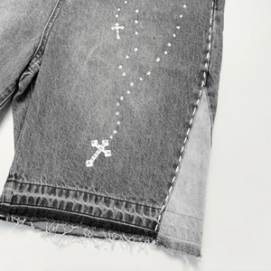 Shorts en jean délavé personnalisé avec logo pour homme, 100 % coton, denim épais tricoté, coupe ample et décontractée - Product Image 5