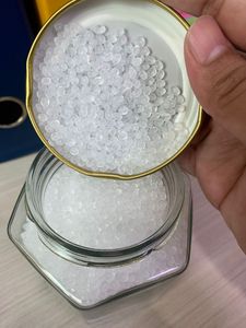 เม็ดพลาสติกโพลีโพรพิลีนโฮโมพอลิเมอร์ (PPH) เกรดเวอร์จิ้น ชนิดไบแอ็กเซียลลี่ออริเอนเต็ด เกรดสำหรับทำฟิล์มสำหรับอาหาร น้ำหนัก 15 กรัม/10 นาที MFR ความแข็งสูง - Product Image 3