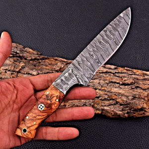 Couteau à lame pointue en acier Damas artisanal avec manche en bois pour la chasse, lames en acier Damas à vendre - Product Image 4
