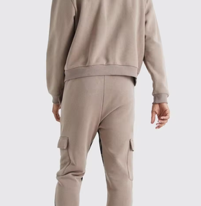 Conjunto de Sudadera con Capucha y Pantalones Cargo con Parches de Camuflaje para Hombre, Ropa Deportiva Casual de Dos Piezas, Logotipo Personalizado - Product Image 5