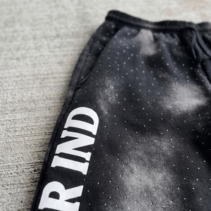Pantalon de survêtement décontracté personnalisé en gros, coupe ample, en molleton bouclette 100% coton délavé à l'acide pour homme - Product Image 4