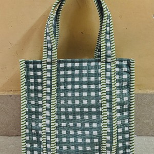 Bolso Tote Mini de Algodón con Estampado Floral, Diseño Rajastaní, Acolchado, con Cierre de Cremallera, Elegante, Espacioso y Reversible para Mujer - Product Image 2