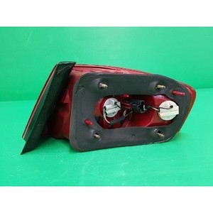 Feu arrière gauche d'occasion pour Amanti 2003, référence OEM 924013F000 - Product Image 2