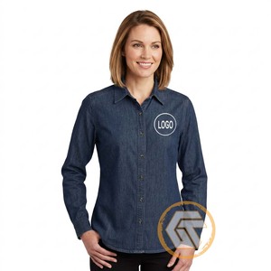Chemise boutonnée décontractée pour femme ODM Alpha |   Chemises en denim 100% coton à col rabattu et manches raglan pour les fraternités et les sororités - Product Image 3