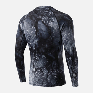 เสื้อแรชการ์ดสำหรับผู้ชายแบบสั่งทำพิเศษ ป้องกันแสงแดด UPF50+ แห้งเร็ว ระบายอากาศได้ดี ผลิตจากโพลีเอสเตอร์ผสมสแปนเด็กซ์ แขนยาว เหมาะสำหรับเล่นเซิร์ฟ - Product Image 3