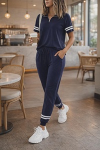 Ensemble de survêtement 2 en 1 pour femmes, rose, à capuche, demi-zip, manches longues, couleur unie, coupe décontractée, avec poches latérales, pour l'automne - Product Image 4