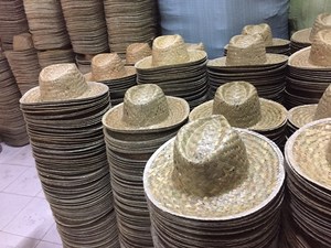 Manufacture Big Brim Foldable Unisex Fashion <b>Straw</b> Beach <b>Hats</b> Striped Alphabet Embroidered Logo Unisex Casual Party tour - Product Image 3
