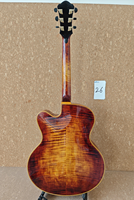 Guitare acoustique électrique jazz à corps creux artisanale Yunzhi personnalisable, en épicéa flammé et érable, finition laquée, avec touche en ébène