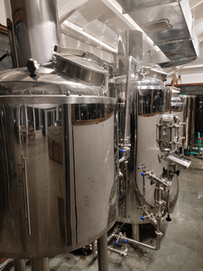 Tanque de Almacenamiento de Acero Inoxidable para Microcervecería de 10BBL, Recipiente a Presión para Fermentación y Producción de Cerveza con Dimensiones Personalizables - Product Image 5