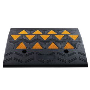 Rampa de Goma Resistente de 15T para Bordillos, 6 Pulgadas de Altura, 14.6 Pulgadas de Ancho, 19.3 Pulgadas de Largo, Rampa para Entrada de Vehículos y Acera - Product Image 3