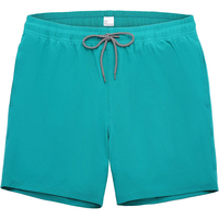 Elige tu estilo y talla con nuestra tabla de tallas de pantalones cortos de playa para hombre, desde XS hasta XXXL, desde talla regular hasta talla alta, y desde talla europea hasta talla americana.