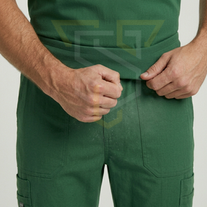 Conjunto Médico Unisex Verde de 3 Piezas con Cuello en V, Chaqueta con Cierre y Pantalones Cargo de Mezclilla para Uso Hospitalario - Product Image 6