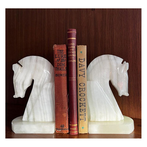 Paire d'entretoises à livres design en fer avec motif ajouré artistique et surface thermolaquée pour une présentation intérieure haut de gamme - Product Image 5