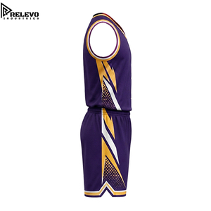 Conjunto Deportivo Personalizado con Estampado de Rayo, 100% Poliéster, Transpirable, de Secado Rápido, Cintura Elástica con Cordón Ajustable, Dorado y Blanco - Product Image 4