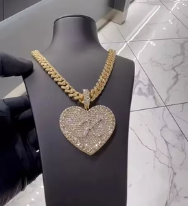 Colgante con Letra en Forma de Corazón, Plata 925, Colgante con Incrustaciones de Diamantes, Collar con Colgante HipHop, Colgante con Letra Inicial Personalizada, Pasa la Prueba del Diamante - Product Image 4