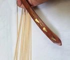 Plateau à encens en bois fait main avec incrustations en laiton pour la méditation et les salles de yoga, usage religieux, portable toutes saisons - Product Image 3