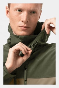 เสื้อแจ็คเก็ตซอฟต์เชลล์สำหรับผู้ชาย Tri Pro Sports รุ่นกันน้ำ กันลม มีฮู้ด ความยาวปกติ เหมาะสำหรับใส่ลำลองกลางแจ้ง สไตล์ไฮสตรีท - Product Image 6