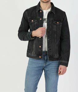 Veste en jean personnalisée pour homme, style streetwear tendance, coutures durables, coupe confortable, veste décontractée haut de gamme - Product Image 3