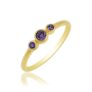 Bague fine en argent sterling 925 plaqué or jaune minimaliste avec trois pierres d'améthyste, sertie en clos, pour usage quotidien, unisexe, bijoux fins - Product Image 1