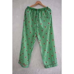 Conjunto de Pijama de Algodón Estampado para Mujer, Ropa de Dormir Suave, Ligera y Transpirable, Ropa de Dormir Cómoda para el Día a Día, Conjunto de Pijama para Mujer - Product Image 6