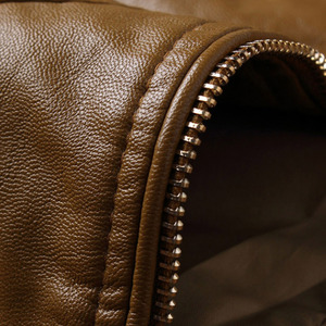 Chaqueta de Invierno para Hombre de Alta Calidad en Cuero Vacuno con Cuello Alto y Diseño de Logotipo Frontal Personalizable al Mejor Precio - Product Image 4