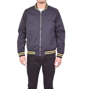 Blouson aviateur universitaire en satin de polyester 100% coupe ajustée pour hommes avec col montant et fermeture éclair pour le printemps - Product Image 3