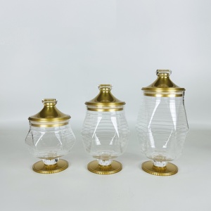 ขวดลูกอมพลาสติกอะคริลิคพร้อมฝาสีทอง - Product Image 2