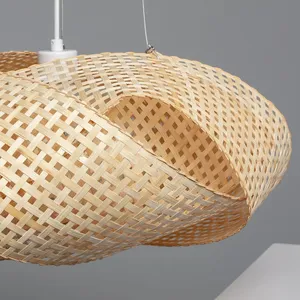 Abat-jour suspendu en bambou moderne et tendance, abat-jour en bambou pour la pièce, solutions économiques de décoration intérieure en gros - Product Image 4