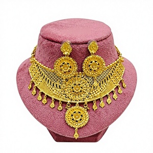 MOLL JEWELLERS ชุดสร้อยคอและต่างหูรูปดอกไม้ชุบเงินทันสมัย ประดับด้วยปะการัง ของขวัญสำหรับผู้หญิงในโอกาสหมั้นและงานแต่งงาน ได้รับการรับรอง - Product Image 1