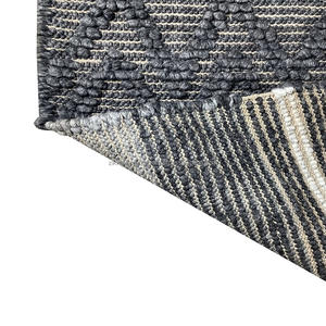 Tapis tissés modernes faits à la main de luxe pour la décoration intérieure Belle gamme de styles pour convenir à tous les budgets Tapis et ensembles - Product Image 1