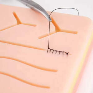 Almohadilla Grande de Silicona con 14 Heridas Precortadas para Práctica de Sutura, Kit para Estudiantes de Medicina, Instrumentos Quirúrgicos Ortopédicos, Hospitales ORL - Product Image 3